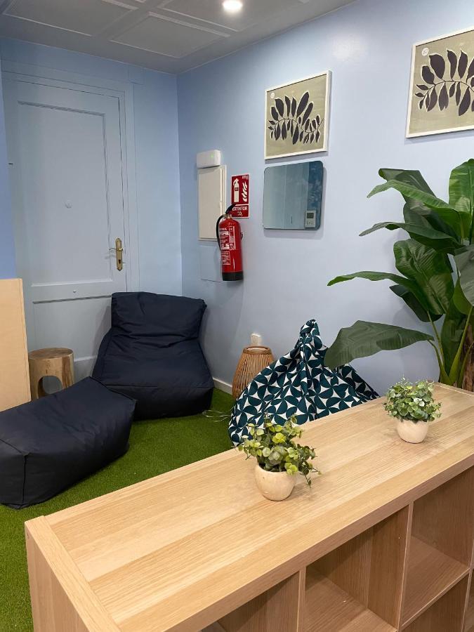 Az The Zity Hostel - Coliving サラゴサ エクステリア 写真