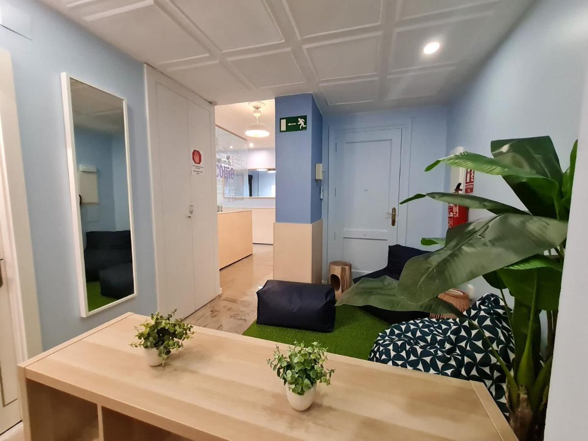 Az The Zity Hostel - Coliving サラゴサ エクステリア 写真