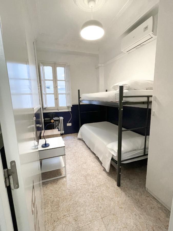 Az The Zity Hostel - Coliving サラゴサ エクステリア 写真